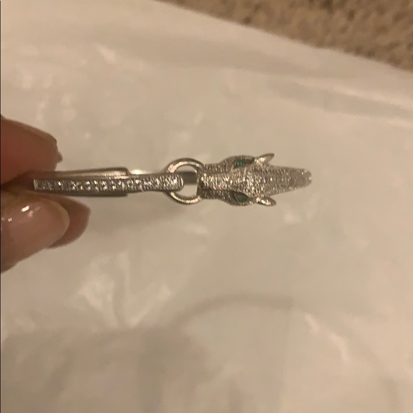 New Jewelry Set - Picture 2 of 8